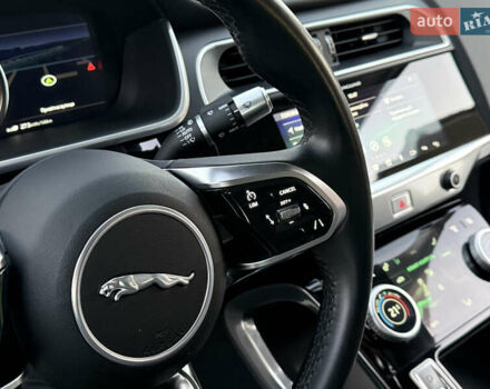 Серый Ягуар I-Pace, объемом двигателя 0 л и пробегом 88 тыс. км за 23200 $, фото 32 на Automoto.ua