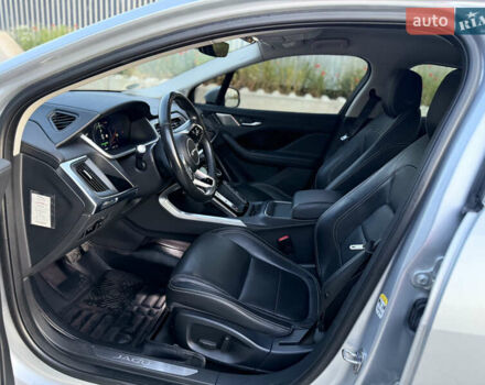 Серый Ягуар I-Pace, объемом двигателя 0 л и пробегом 144 тыс. км за 21998 $, фото 34 на Automoto.ua