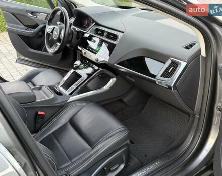 Серый Ягуар I-Pace, объемом двигателя 0 л и пробегом 88 тыс. км за 23200 $, фото 58 на Automoto.ua