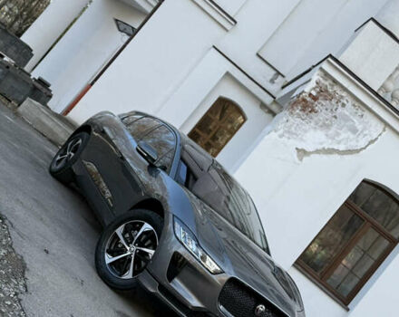 Серый Ягуар I-Pace, объемом двигателя 0 л и пробегом 59 тыс. км за 23850 $, фото 8 на Automoto.ua