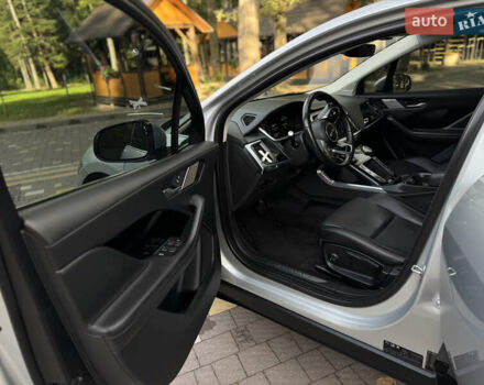 Серый Ягуар I-Pace, объемом двигателя 0 л и пробегом 158 тыс. км за 22950 $, фото 19 на Automoto.ua