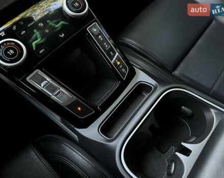 Серый Ягуар I-Pace, объемом двигателя 0 л и пробегом 158 тыс. км за 22950 $, фото 217 на Automoto.ua