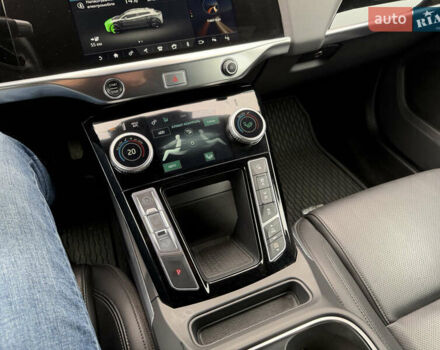 Ягуар I-Pace 2019 в Тернополе на Automoto.ua Серый Ягуар I-Pace, объемом двигателя 0 л и пробегом 128 тыс. км за 22300 $, фото 37 на Automoto.ua