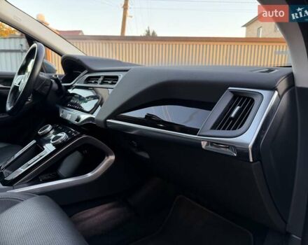Серый Ягуар I-Pace, объемом двигателя 0 л и пробегом 158 тыс. км за 22700 $, фото 64 на Automoto.ua