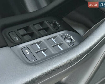 Серый Ягуар I-Pace, объемом двигателя 0 л и пробегом 88 тыс. км за 23200 $, фото 48 на Automoto.ua