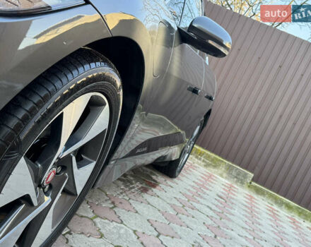 Сірий Ягуар I-Pace, об'ємом двигуна 0 л та пробігом 92 тис. км за 20999 $, фото 41 на Automoto.ua