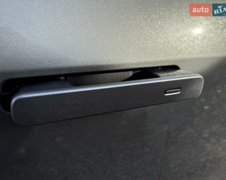 Серый Ягуар I-Pace, объемом двигателя 0 л и пробегом 112 тыс. км за 22999 $, фото 56 на Automoto.ua