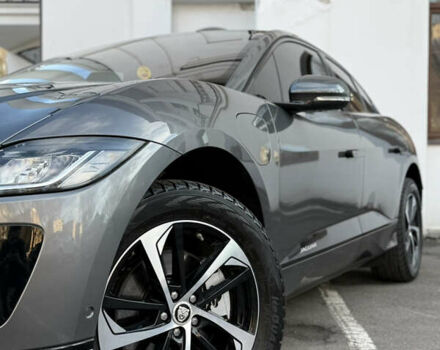 Серый Ягуар I-Pace, объемом двигателя 0 л и пробегом 59 тыс. км за 23850 $, фото 4 на Automoto.ua