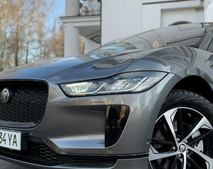 Серый Ягуар I-Pace, объемом двигателя 0 л и пробегом 59 тыс. км за 23850 $, фото 5 на Automoto.ua