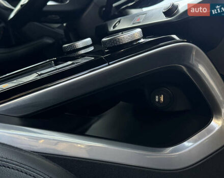 Серый Ягуар I-Pace, объемом двигателя 0 л и пробегом 158 тыс. км за 22950 $, фото 237 на Automoto.ua