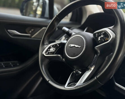 Серый Ягуар I-Pace, объемом двигателя 0 л и пробегом 158 тыс. км за 22950 $, фото 134 на Automoto.ua