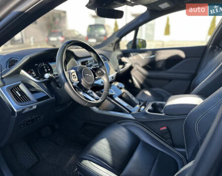Серый Ягуар I-Pace, объемом двигателя 0 л и пробегом 106 тыс. км за 22900 $, фото 26 на Automoto.ua
