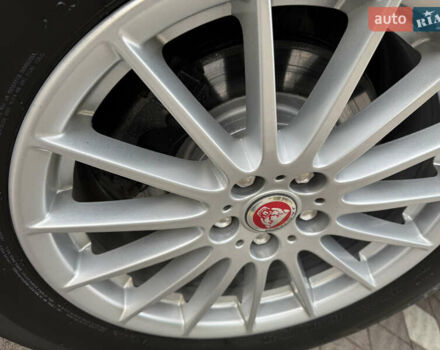 Серый Ягуар I-Pace, объемом двигателя 0 л и пробегом 158 тыс. км за 22950 $, фото 94 на Automoto.ua