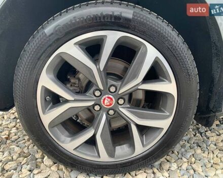 Серый Ягуар I-Pace, объемом двигателя 0 л и пробегом 147 тыс. км за 23499 $, фото 14 на Automoto.ua