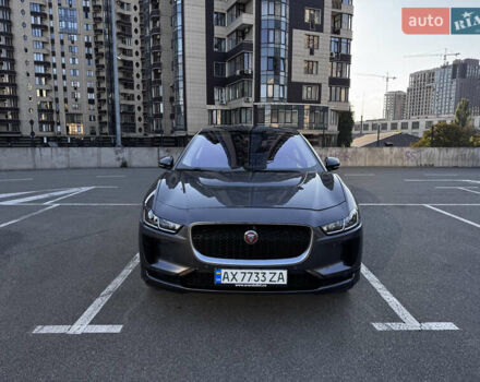 Серый Ягуар I-Pace, объемом двигателя 0 л и пробегом 98 тыс. км за 24000 $, фото 1 на Automoto.ua