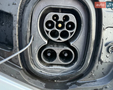 Серый Ягуар I-Pace, объемом двигателя 0 л и пробегом 144 тыс. км за 21998 $, фото 59 на Automoto.ua