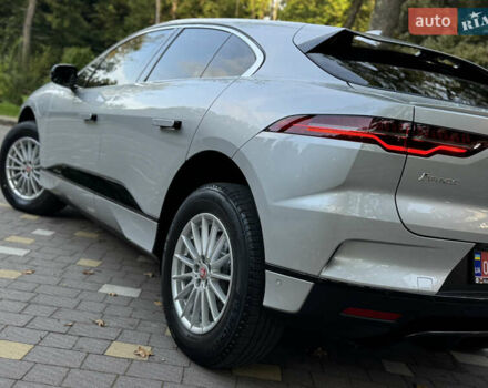 Серый Ягуар I-Pace, объемом двигателя 0 л и пробегом 158 тыс. км за 22950 $, фото 254 на Automoto.ua