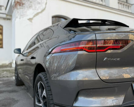 Серый Ягуар I-Pace, объемом двигателя 0 л и пробегом 59 тыс. км за 23850 $, фото 24 на Automoto.ua