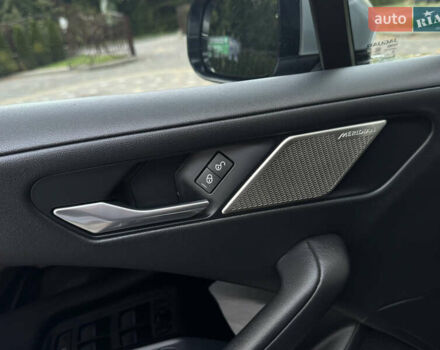 Серый Ягуар I-Pace, объемом двигателя 0 л и пробегом 158 тыс. км за 22950 $, фото 178 на Automoto.ua