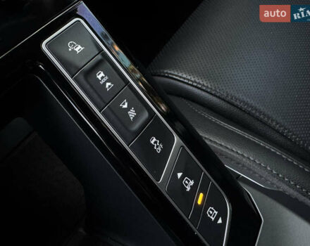 Серый Ягуар I-Pace, объемом двигателя 0 л и пробегом 158 тыс. км за 22950 $, фото 195 на Automoto.ua