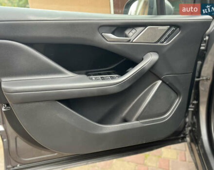 Серый Ягуар I-Pace, объемом двигателя 0 л и пробегом 152 тыс. км за 21500 $, фото 32 на Automoto.ua