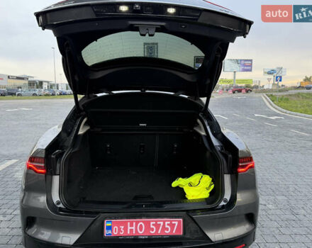 Серый Ягуар I-Pace, объемом двигателя 0 л и пробегом 92 тыс. км за 19999 $, фото 27 на Automoto.ua