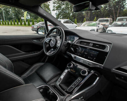 Серый Ягуар I-Pace, объемом двигателя 0 л и пробегом 40 тыс. км за 33900 $, фото 28 на Automoto.ua