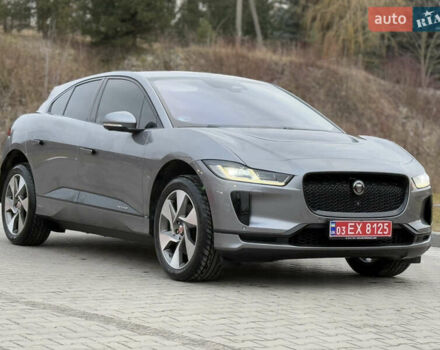 Серый Ягуар I-Pace, объемом двигателя 0 л и пробегом 80 тыс. км за 27700 $, фото 4 на Automoto.ua
