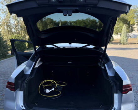 Серый Ягуар I-Pace, объемом двигателя 0 л и пробегом 100 тыс. км за 23000 $, фото 34 на Automoto.ua