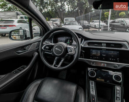 Серый Ягуар I-Pace, объемом двигателя 0 л и пробегом 40 тыс. км за 33900 $, фото 11 на Automoto.ua