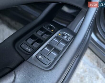 Серый Ягуар I-Pace, объемом двигателя 0 л и пробегом 46 тыс. км за 29999 $, фото 45 на Automoto.ua