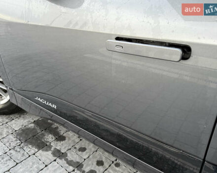 Серый Ягуар I-Pace, объемом двигателя 0 л и пробегом 92 тыс. км за 19999 $, фото 53 на Automoto.ua