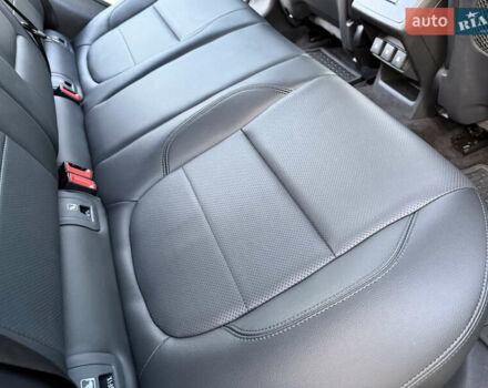 Серый Ягуар I-Pace, объемом двигателя 0 л и пробегом 126 тыс. км за 22800 $, фото 82 на Automoto.ua