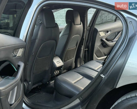 Серый Ягуар I-Pace, объемом двигателя 0 л и пробегом 126 тыс. км за 22800 $, фото 61 на Automoto.ua