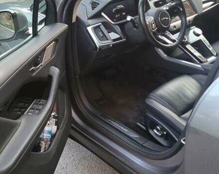 Серый Ягуар I-Pace, объемом двигателя 0 л и пробегом 95 тыс. км за 28500 $, фото 17 на Automoto.ua