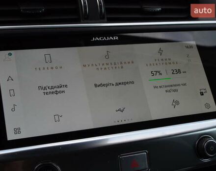 Серый Ягуар I-Pace, объемом двигателя 0 л и пробегом 63 тыс. км за 27272 $, фото 19 на Automoto.ua