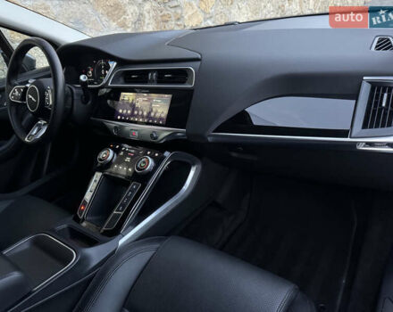 Серый Ягуар I-Pace, объемом двигателя 0 л и пробегом 180 тыс. км за 21900 $, фото 32 на Automoto.ua