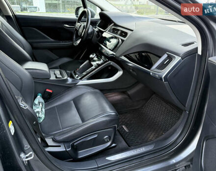 Серый Ягуар I-Pace, объемом двигателя 0 л и пробегом 92 тыс. км за 19999 $, фото 43 на Automoto.ua
