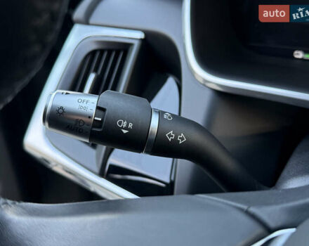 Серый Ягуар I-Pace, объемом двигателя 0 л и пробегом 126 тыс. км за 22800 $, фото 42 на Automoto.ua