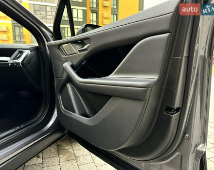 Сірий Ягуар I-Pace, об'ємом двигуна 0 л та пробігом 57 тис. км за 30990 $, фото 41 на Automoto.ua