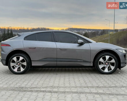 Серый Ягуар I-Pace, объемом двигателя 0 л и пробегом 80 тыс. км за 27700 $, фото 9 на Automoto.ua