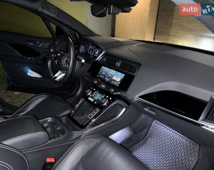 Серый Ягуар I-Pace, объемом двигателя 0 л и пробегом 57 тыс. км за 29000 $, фото 34 на Automoto.ua
