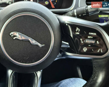 Серый Ягуар I-Pace, объемом двигателя 0 л и пробегом 92 тыс. км за 19999 $, фото 72 на Automoto.ua