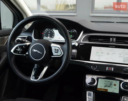 Серый Ягуар I-Pace, объемом двигателя 0 л и пробегом 63 тыс. км за 27272 $, фото 16 на Automoto.ua