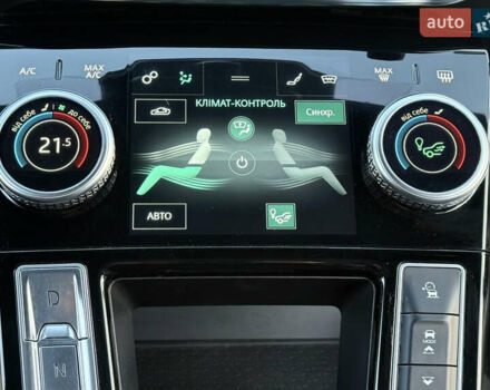 Серый Ягуар I-Pace, объемом двигателя 0 л и пробегом 126 тыс. км за 22800 $, фото 47 на Automoto.ua