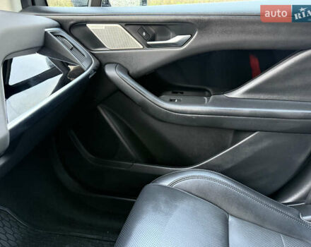Серый Ягуар I-Pace, объемом двигателя 0 л и пробегом 92 тыс. км за 19999 $, фото 60 на Automoto.ua