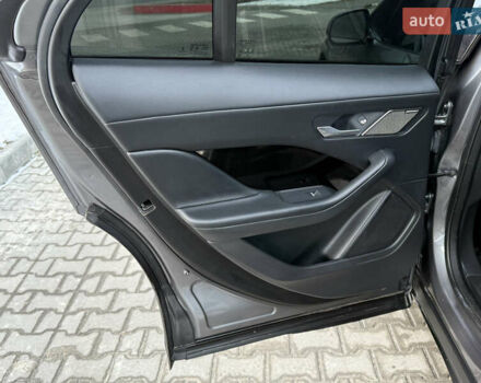 Серый Ягуар I-Pace, объемом двигателя 0 л и пробегом 80 тыс. км за 27700 $, фото 20 на Automoto.ua
