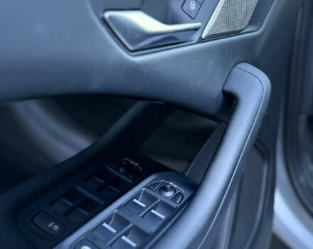 Серый Ягуар I-Pace, объемом двигателя 0 л и пробегом 100 тыс. км за 23000 $, фото 28 на Automoto.ua