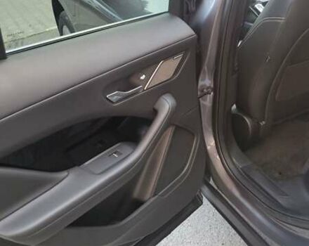 Серый Ягуар I-Pace, объемом двигателя 0 л и пробегом 95 тыс. км за 28500 $, фото 16 на Automoto.ua