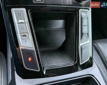 Серый Ягуар I-Pace, объемом двигателя 0 л и пробегом 92 тыс. км за 19999 $, фото 66 на Automoto.ua